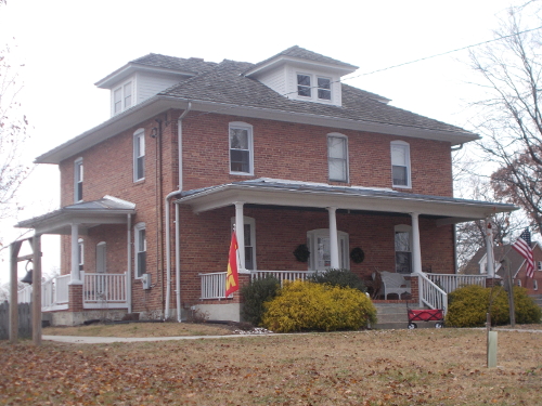 photo farmhouse exterior